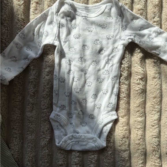 Ribbed Long Sleeve Baby Bodysuits - Picture 13 of 15